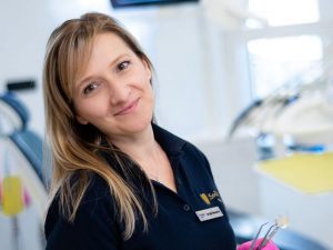 Dr. Ana Comaniciu